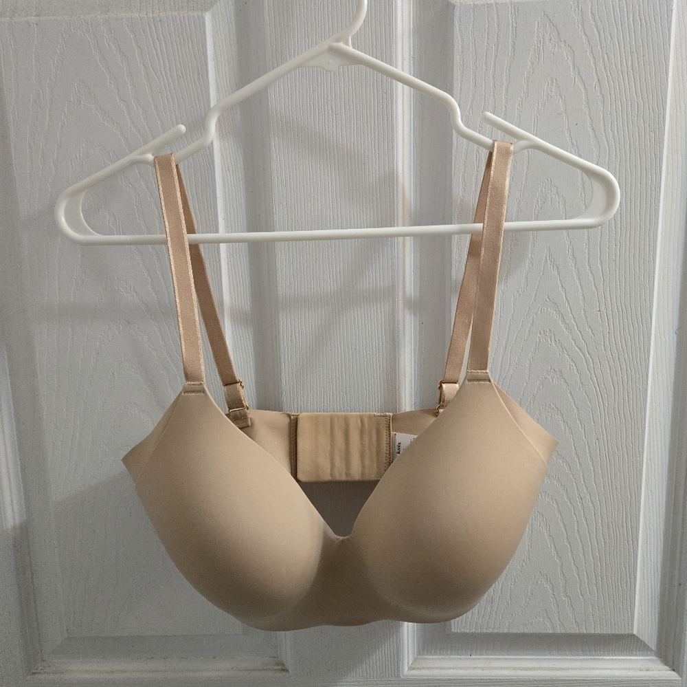 KNIX Wing Woman Contour Bra SIZE 6 Color Sand Beige Wireless Medium Support